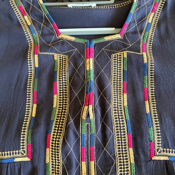 SUGAR + LIPS TUNIC with Gray with Colorful Embroidered Design - Picture 2 of 7